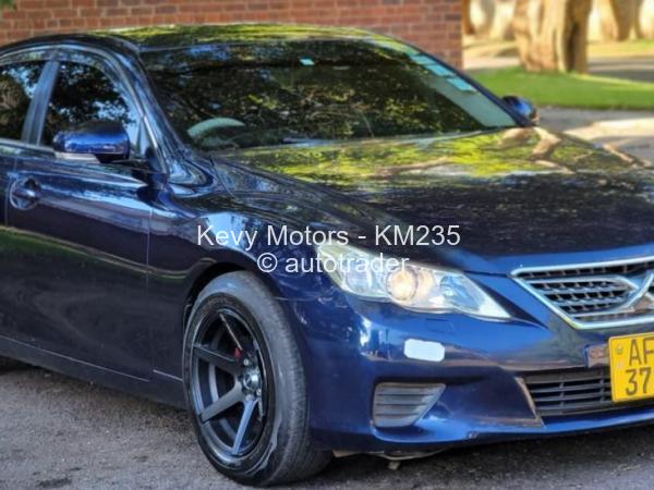 2011 - Toyota  Mark X