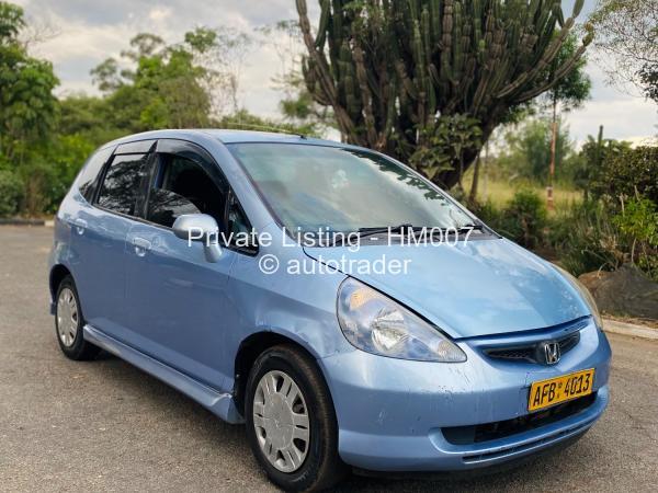 2005 - Honda Fit