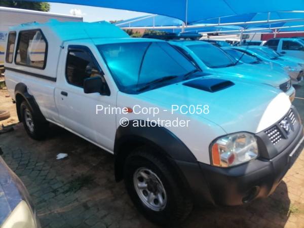 2015 - Nissan  NP300 Hardbody