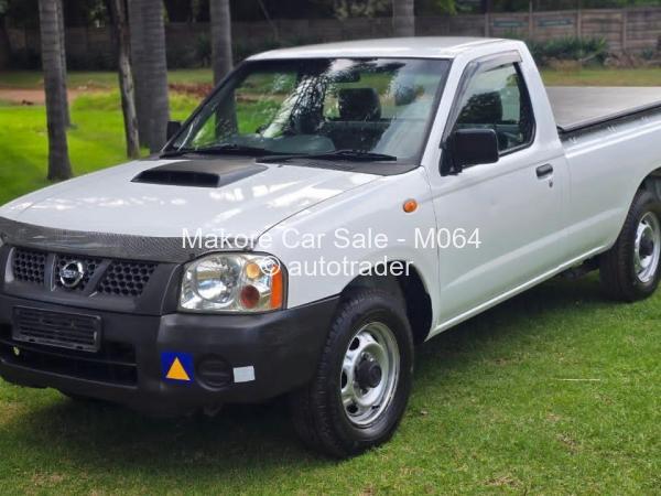 2017 - Nissan  NP300 Hardbody