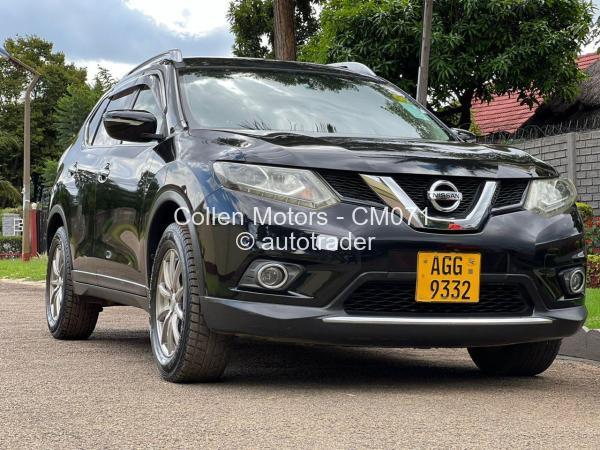 2014 - Nissan  X-Trail