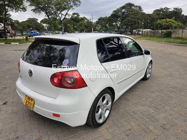 2006 - Volkswagen  Golf