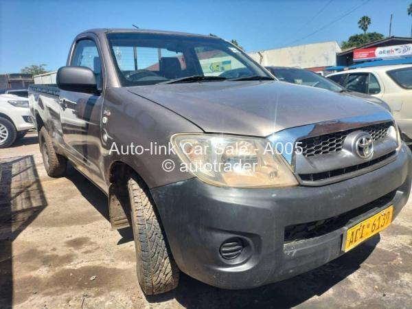 2011 - Toyota  Hilux