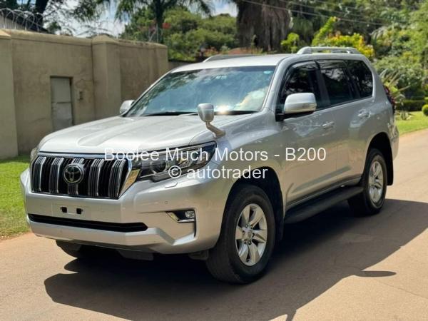 2019 - Toyota  Land Cruiser