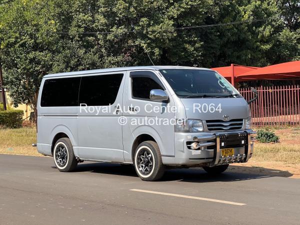 2010 - Toyota  Hiace