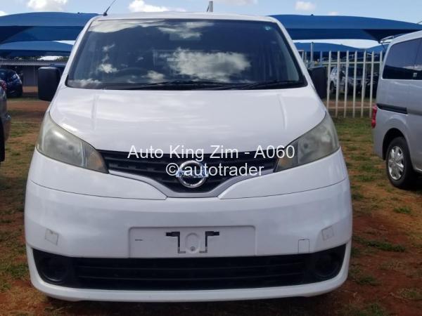 2014 - Nissan  NV200