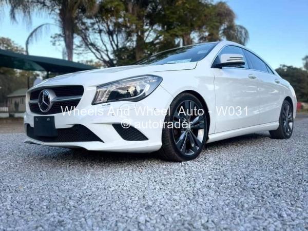 2014 - Mercedes Benz CLA