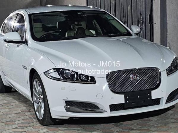 2015 - Jaguar XF