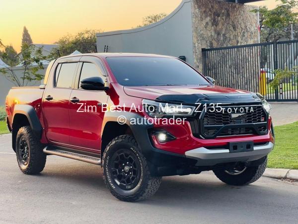 2024 - Toyota  Hilux