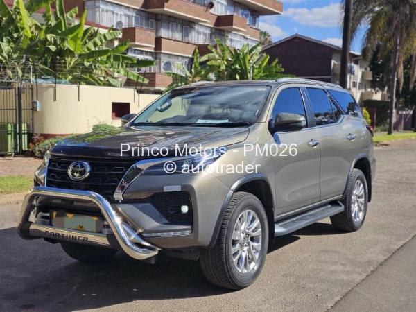 2023 - Toyota  Fortuner