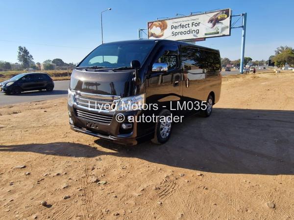 2015 - Nissan  Caravan