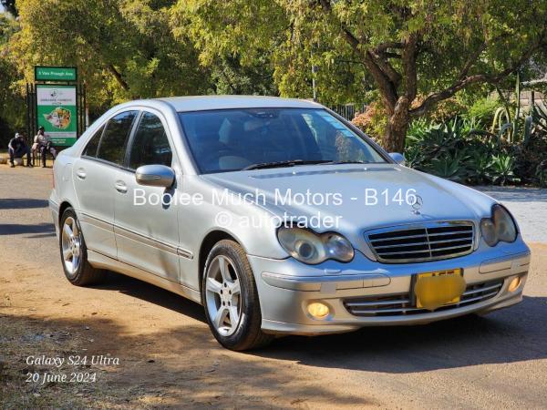 2005 - Mercedes Benz C220