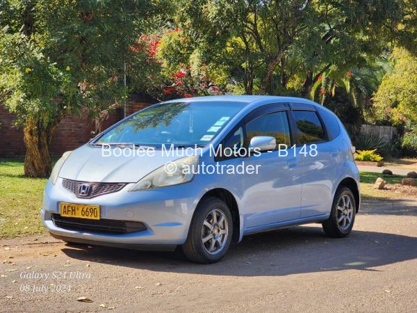 2009 - Honda Fit