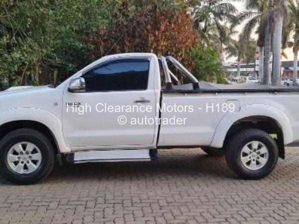 2009 - Toyota  Hilux