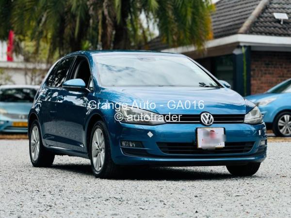 2013 - Volkswagen  Golf 7R