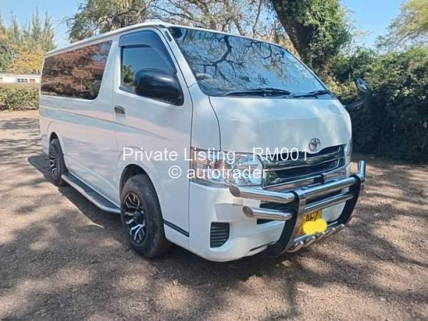 2014 - Toyota  Hiace