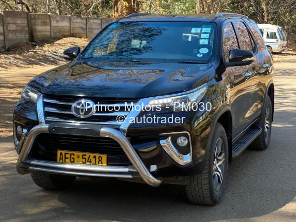 2018 - Toyota  Fortuner