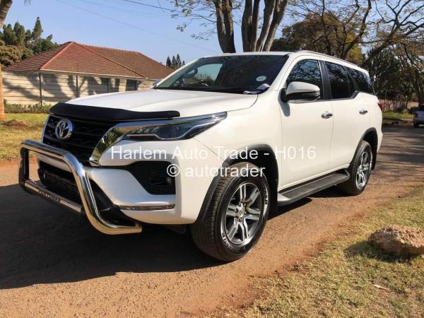 2020 - Toyota  Fortuner