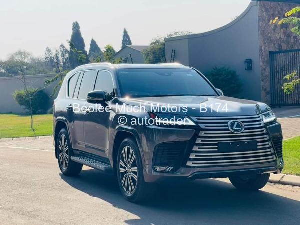 2024 - Lexus  LX