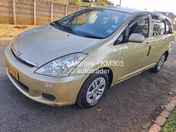 2005 - Toyota  Wish