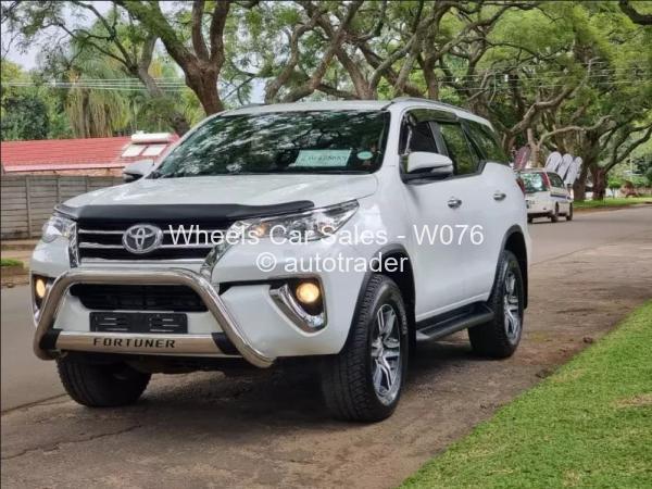 2016 - Toyota  Fortuner