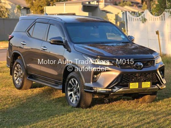 2024 - Toyota  Fortuner