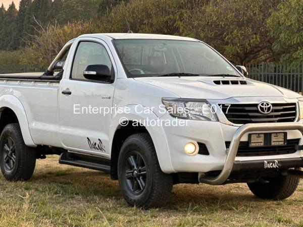 2015 - Toyota  Hilux