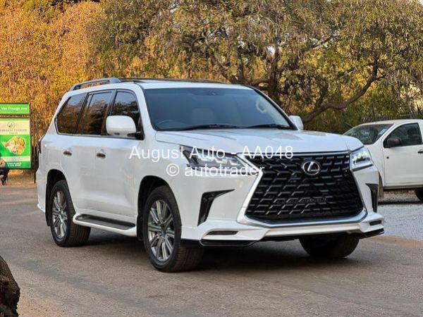 2024 - Lexus  LX