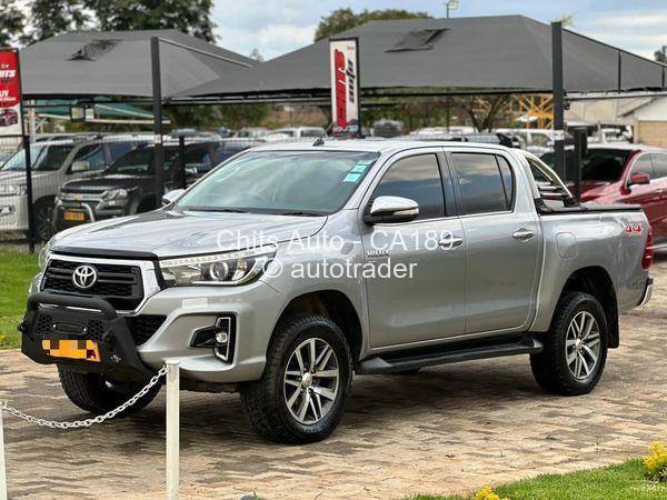 2017 - Toyota  Hilux