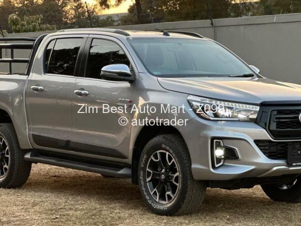 2020 - Toyota  Hilux