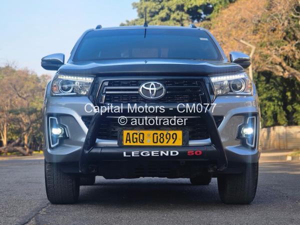 2020 - Toyota  Hilux