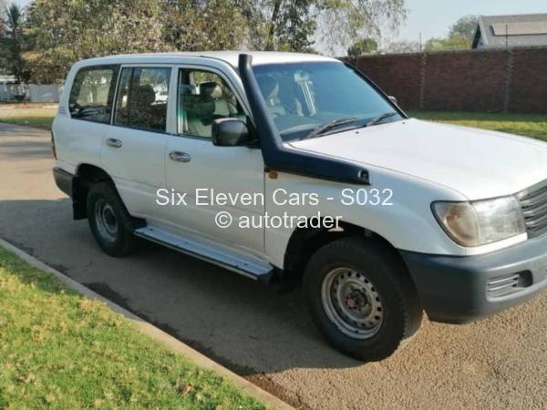 2002 - Toyota  Land Cruiser 100