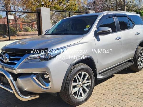 2019 - Toyota  Fortuner