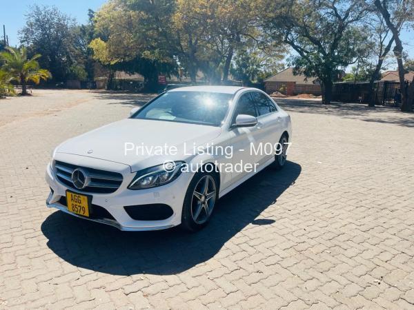 2014 - Mercedes Benz C200