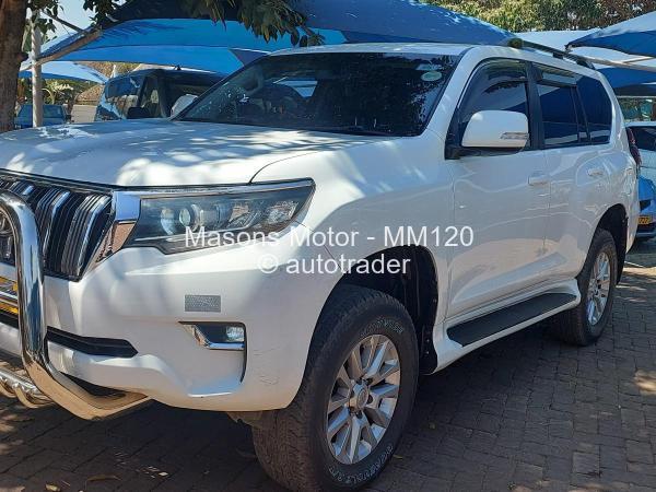 2019 - Toyota  Prado