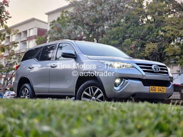 2017 - Toyota  Fortuner