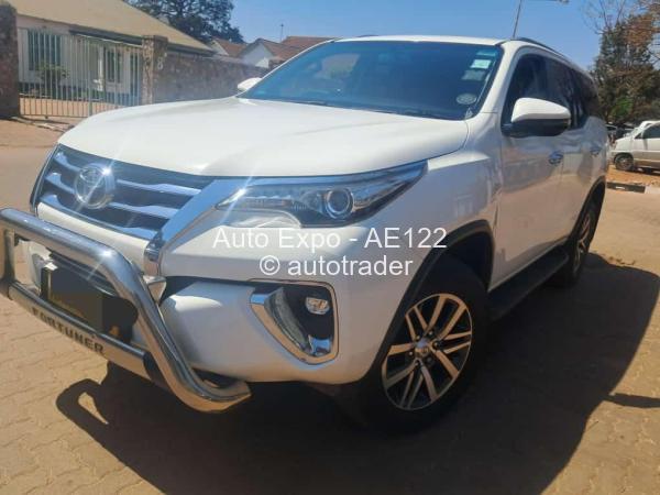 2015 - Toyota  Fortuner