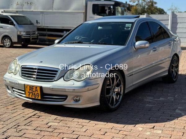 2005 - Mercedes Benz C200