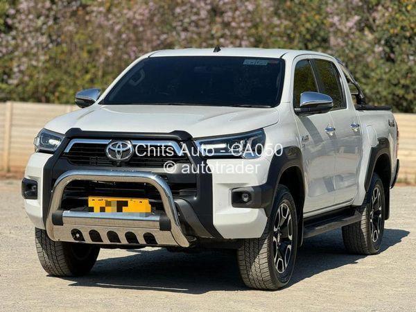 2023 - Toyota  Hilux