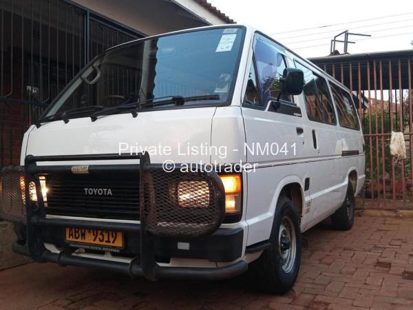 2004 - Toyota  Hiace