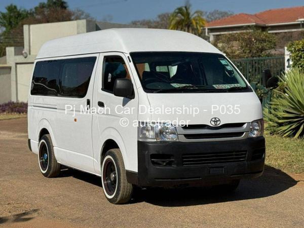 2012 - Toyota  Hiace