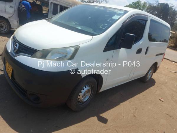 2016 - Nissan  NV200