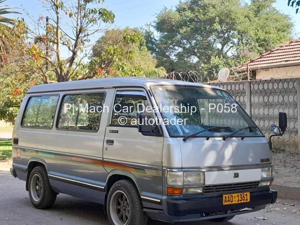 2000 - Toyota  Hiace