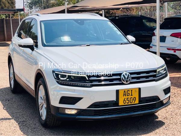 2019 - Volkswagen  Tiguan