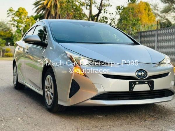 2016 - Toyota  Prius