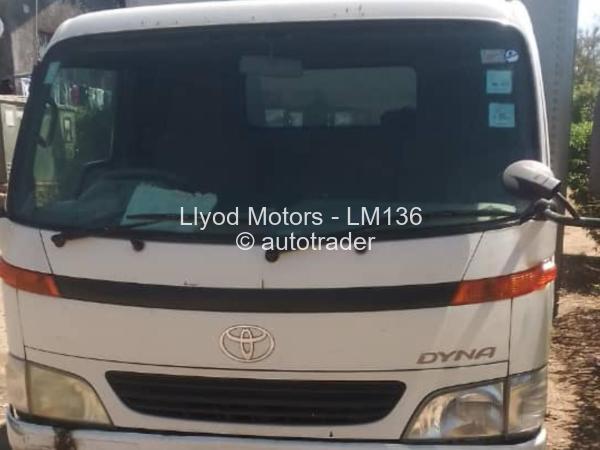 2003 - Toyota  Dyna