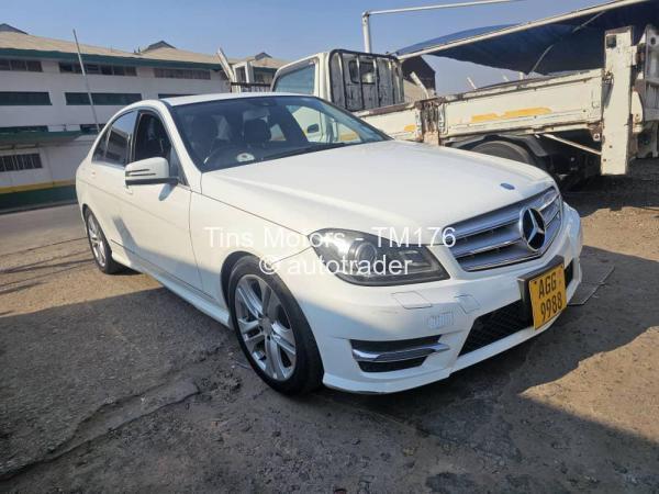 2013 - Mercedes Benz C180