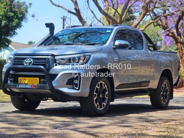 2020 - Toyota  Hilux