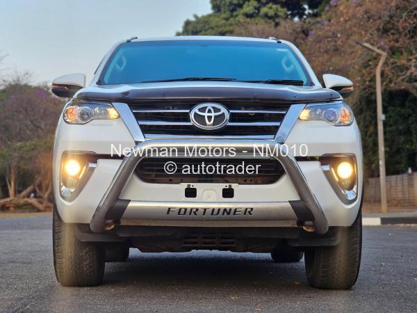 2019 - Toyota  Fortuner