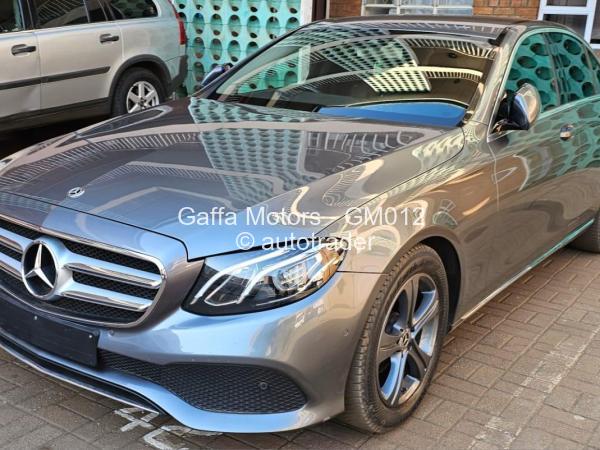 2017 - Mercedes Benz E220